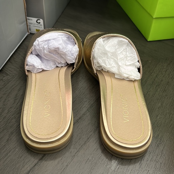 Vionic Demi Slide Sandal - Picture 10 of 12